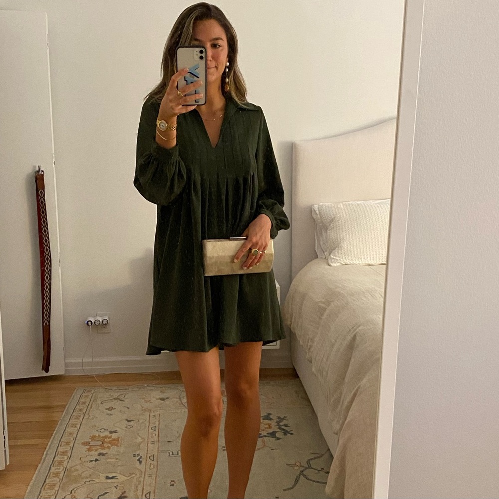 Green tunic dress
